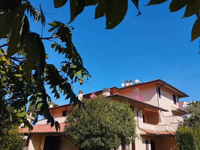 Appartamento quadrilocale in vendita in Via delle Pinete, Pontedera