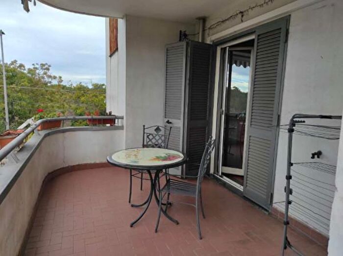 Appartamento con 5 locali in vendita in Via Seggiari, Somma Vesuviana