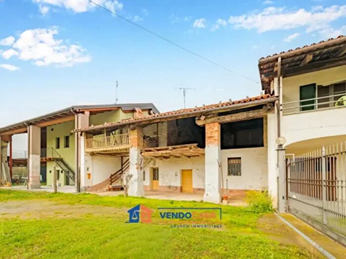 Casa quadrilocale in vendita in Strada di Gratteria, Mondovi