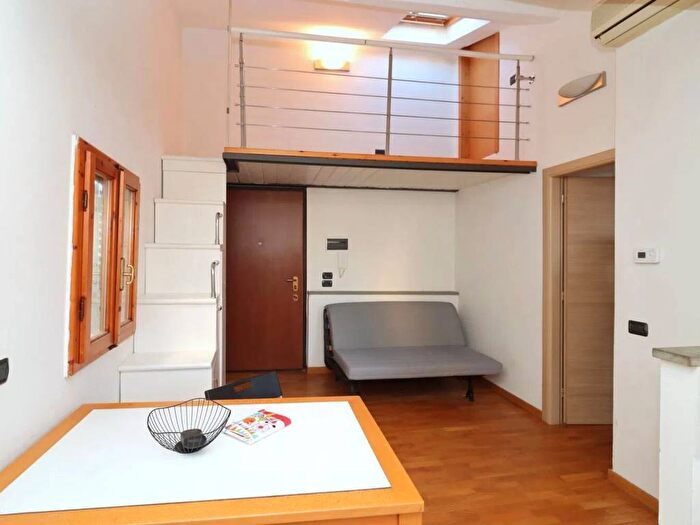 Appartamento bilocale in affitto in Via Pisana, Legnaia San Quirico Monticelli, Firenze