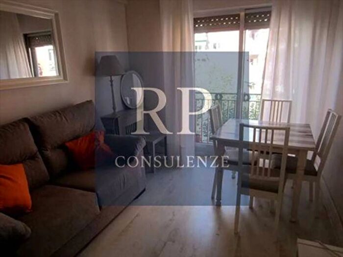 Appartamento trilocale in affitto in Firenze Castello, Castello, Firenze