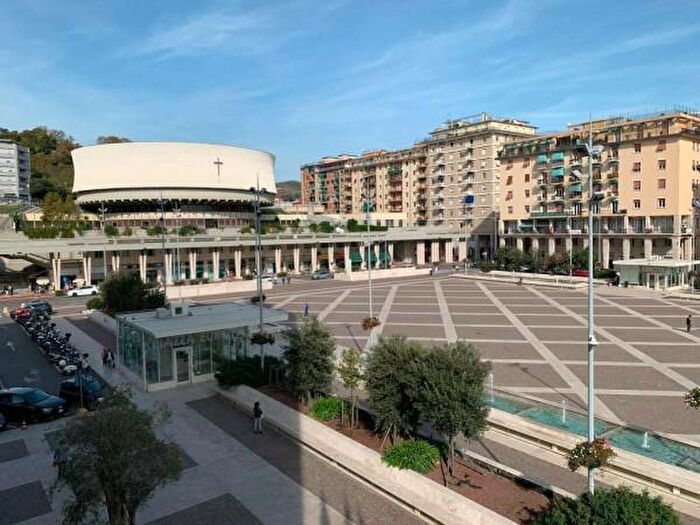 Appartamento con 6 locali in vendita in La Spezia