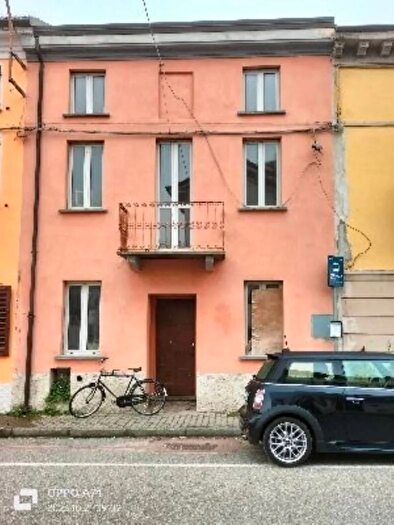 Casa con 6 locali in vendita in Roma