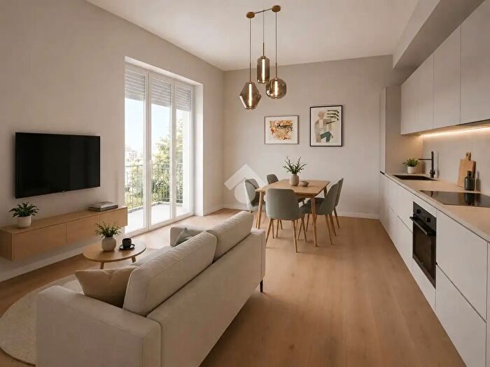 Appartamento trilocale in vendita in Via Giovanni Amendola, Monza