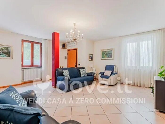 Casa quadrilocale in vendita in Via Giovanni XXIII, Bagnolo Mella