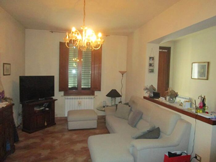 Casa con 6 locali in vendita in Via Padre Donzelli Monsummano Terme, Monsummano Terme