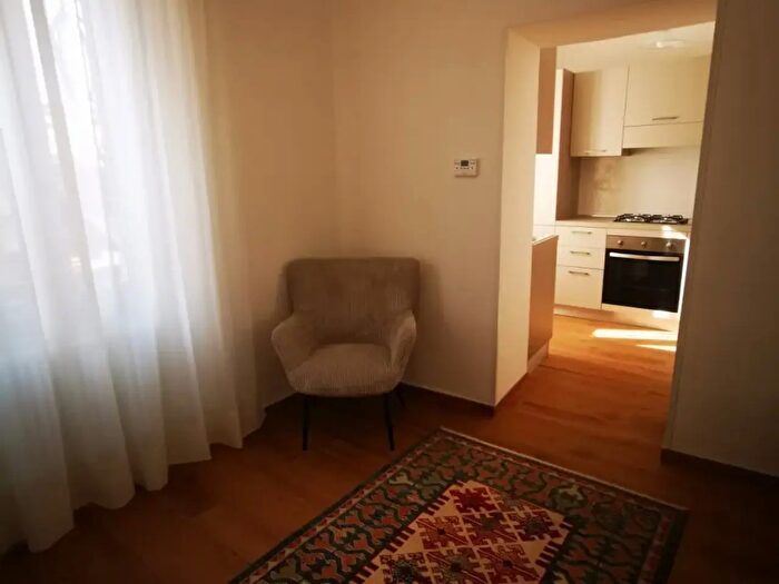 Appartamento bilocale in affitto in Via V Pugliese, Catanzaro