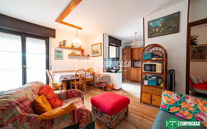 Appartamento bilocale in vendita in Via Fiume, Stresa