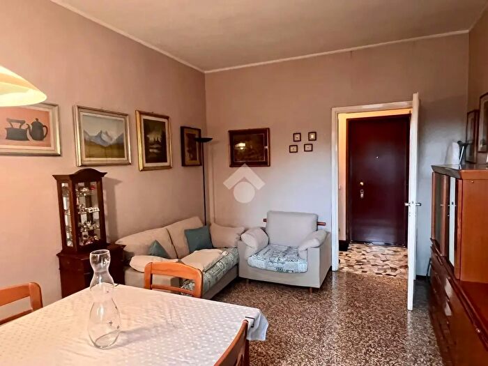 Appartamento trilocale in vendita in Via Ettore Ponti, Milano