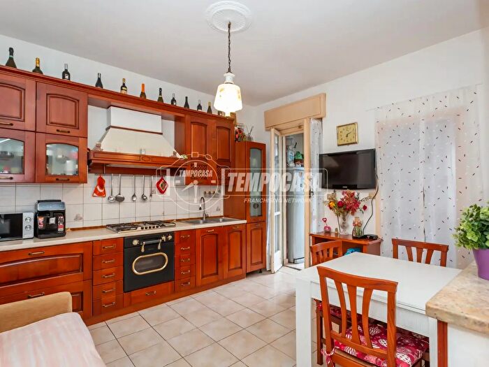 Appartamento trilocale in vendita in Via Cravero, Torino