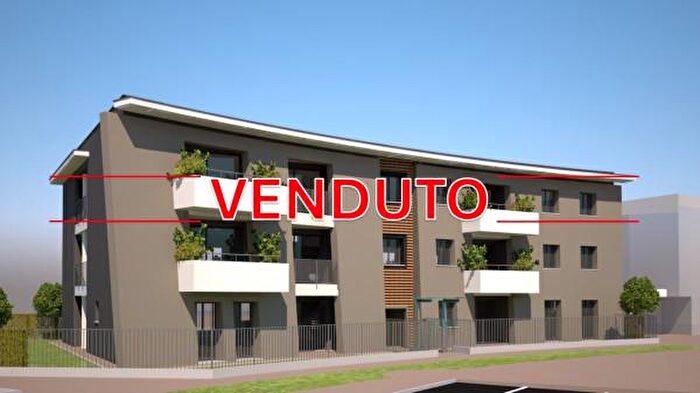 Appartamento bilocale in vendita in Via Guglielmo Oberdan, Arosio