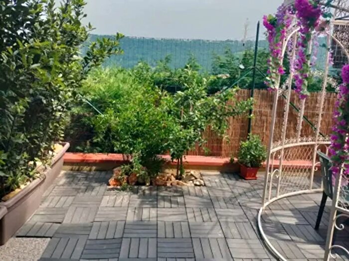 Appartamento trilocale in vendita in Via Giardini Nord, Serramazzoni