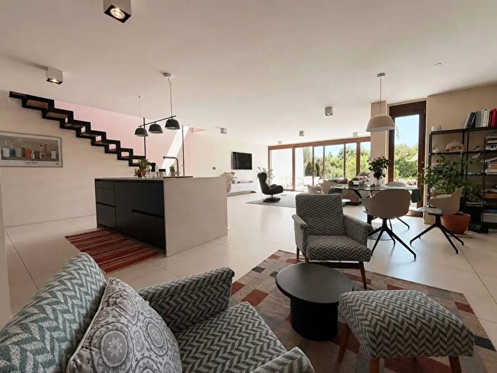 Casa con 5 locali in vendita in Basovizza, Trieste