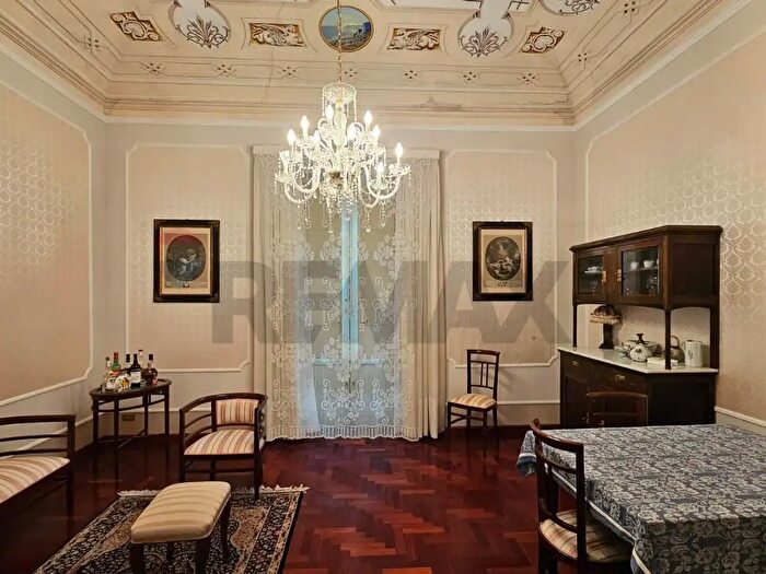 Casa con 12 locali in vendita in Via Cordici, Erice