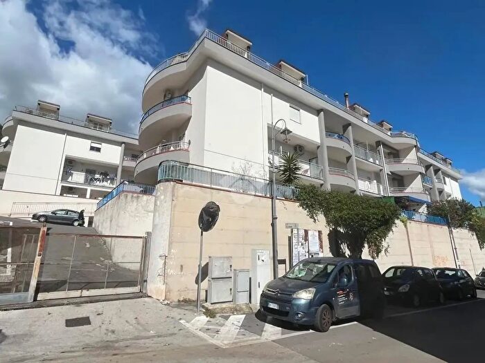 Appartamento trilocale in vendita in Via Gioacchino Rossini, Baronissi