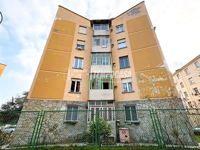 Case in Vendita e in Affitto - 2