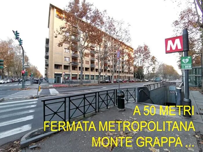 Appartamento bilocale in vendita in Corso Francia, Torino