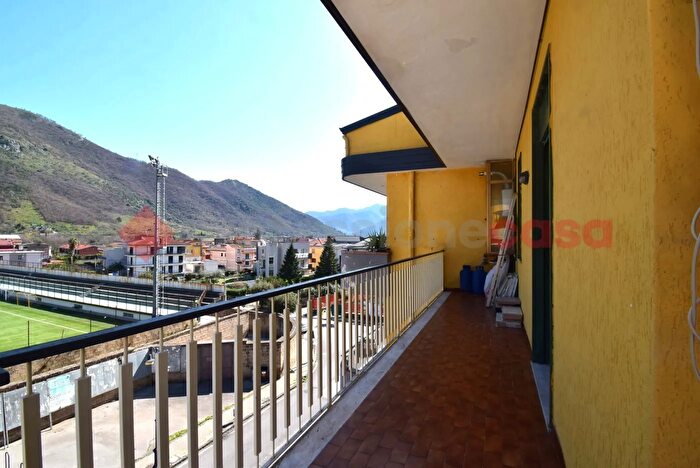 Appartamento trilocale in vendita in Via Spinelli, Siano