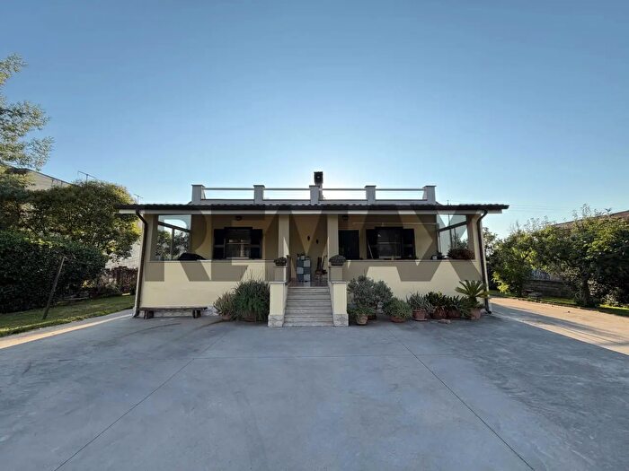 Casa trilocale in vendita in Ugo Bassi, Aprilia