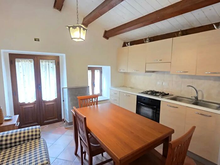 Casa bilocale in vendita in Via Monica Silvia, Basico