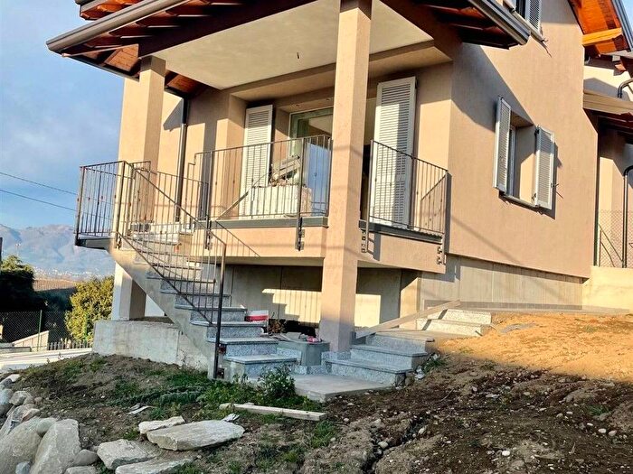 Casa bilocale in affitto in Centro, Daverio