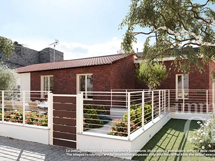Appartamento trilocale in vendita in Via Costanza, Livorno