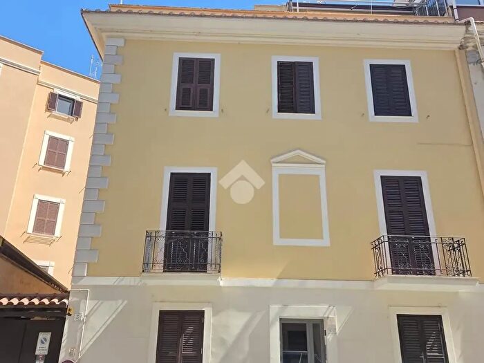 Appartamento bilocale in vendita in Via dei Prati della Farnesina, Roma