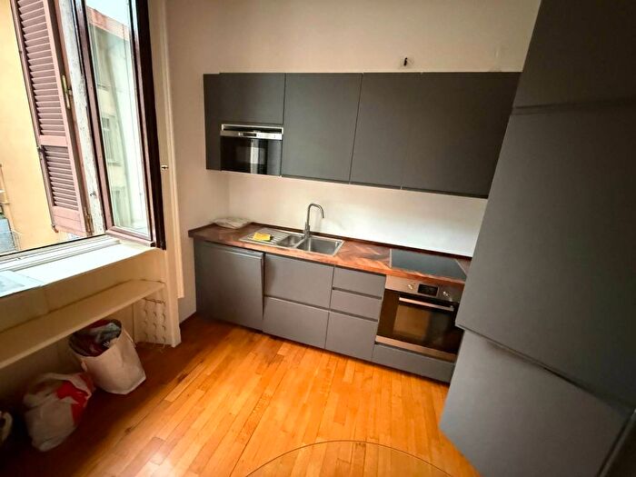 Appartamento trilocale in affitto in Via Mosè Bianchi, Amendola Buonarroti, Milano