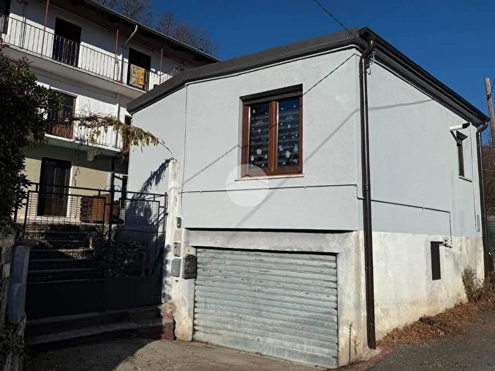 Casa quadrilocale in vendita in Borgata Nicolat, Rubiana