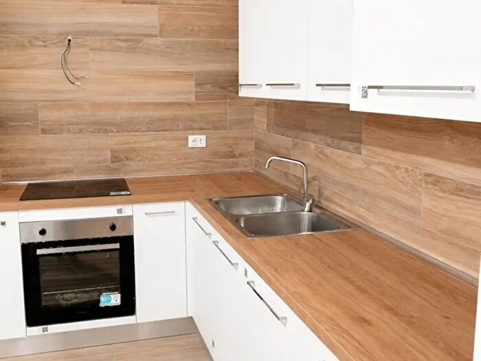 Appartamento monolocale in affitto in Via Bartolomeo Giuliari, Verona