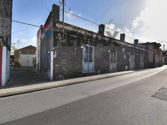 Casa trilocale in vendita in Via Cappelluzza, Acireale