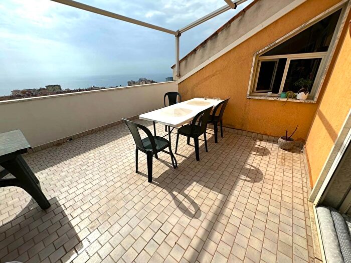 Appartamento trilocale in affitto in Catanzaro