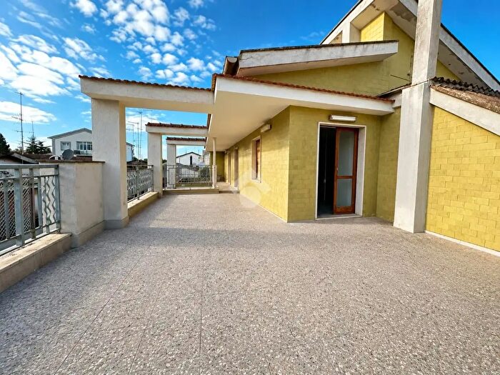 Appartamento quadrilocale in vendita in Viale Giuseppe Checchia Rispoli, San Severo