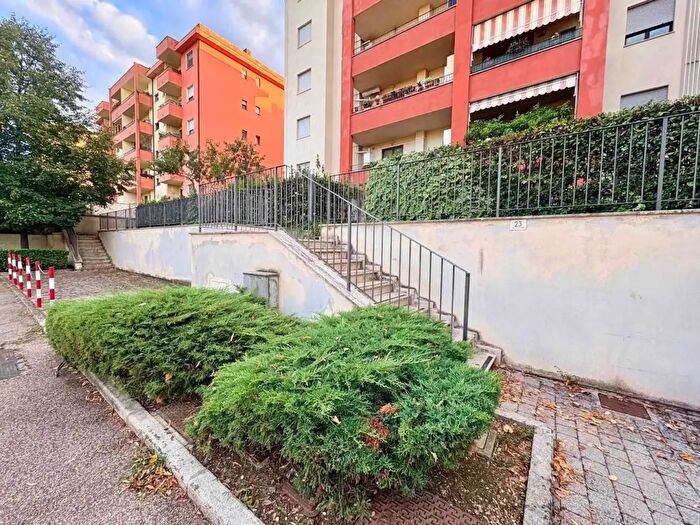 Appartamento bilocale in vendita in Via Flavio Stilicone, Firenze