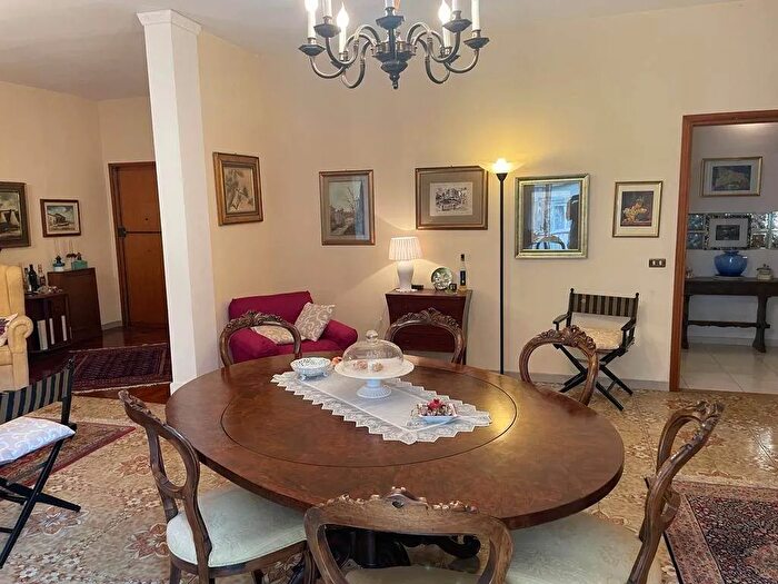 Casa con 5 locali in vendita in Siracusa