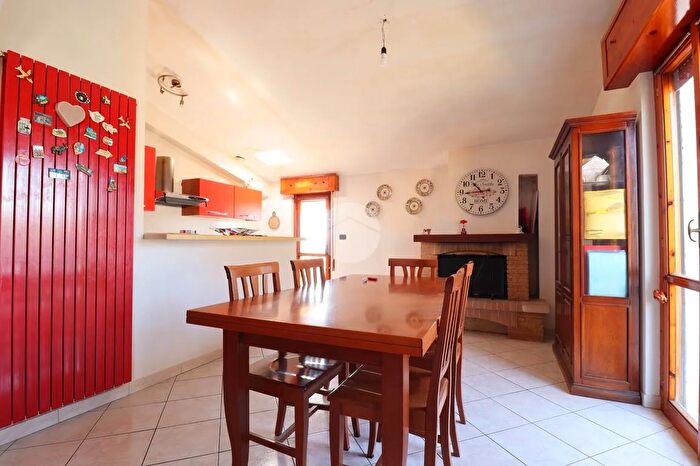 Appartamento trilocale in vendita in Via delle Rose, Silvi