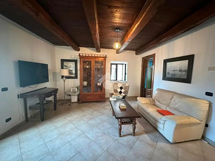 Appartamento bilocale in vendita in Via Aprile, SantElia Fiumerapido