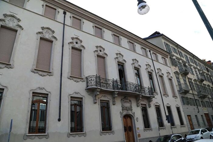 Appartamento con 5 locali in vendita in Via Mazzini Torino, Torino