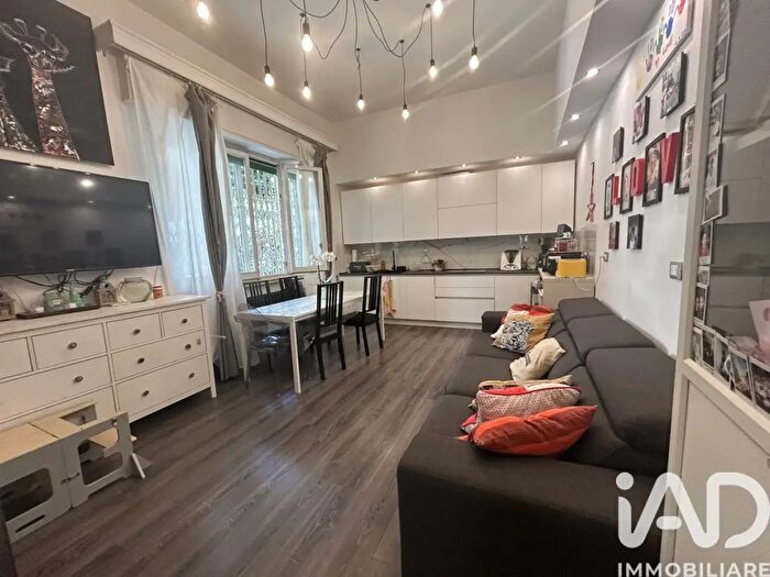Appartamento con 6 locali in vendita in Via Marco Minghetti, Firenze