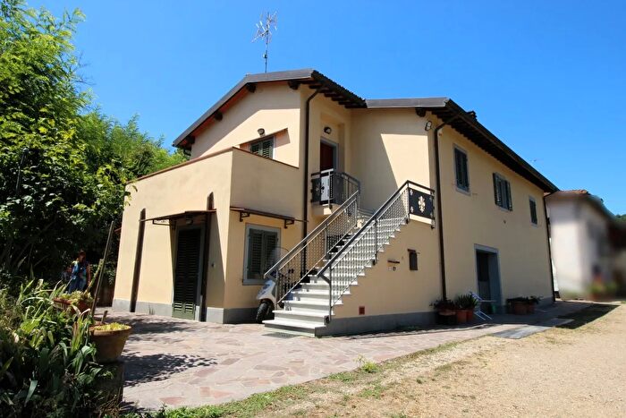 Casa quadrilocale in vendita in Via Montecarlo, San Giovanni Valdarno