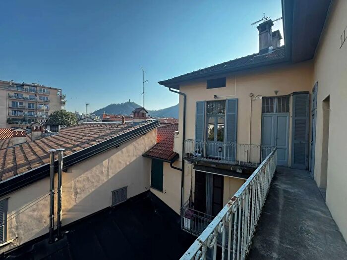 Appartamento bilocale in vendita in Via Milano, Como