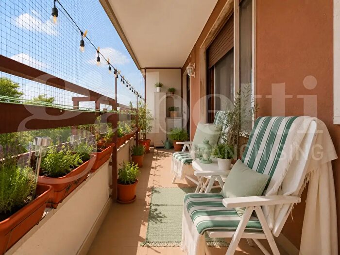 Appartamento bilocale in vendita in Via Monte Penice, Rozzano
