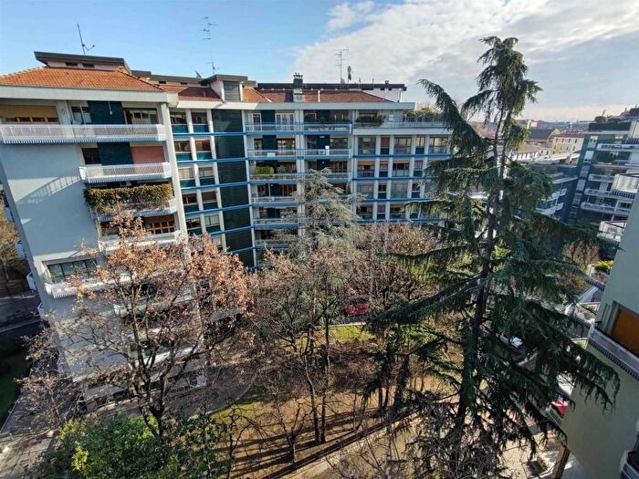 Appartamento bilocale in affitto in VIA FRUA, Frua, Milano