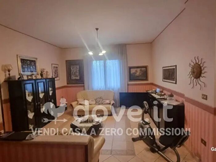 Appartamento con 6 locali in vendita in Via Giovanni Battista, Avellino