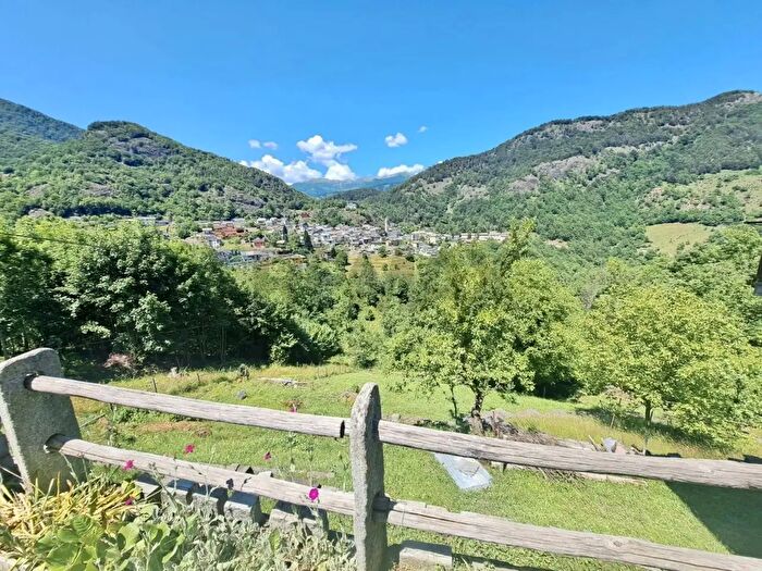 Casa con 5 locali in vendita in Malesco