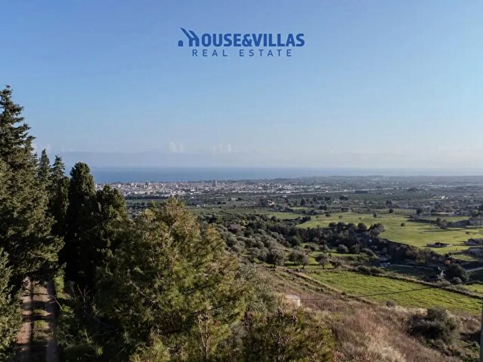 Casa trilocale in vendita in Sanghitello, Avola