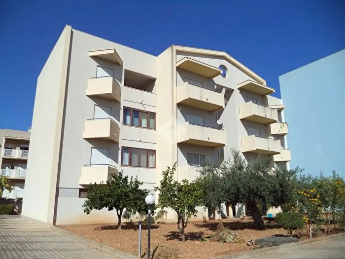 Appartamento quadrilocale in vendita in Via Leonardo Genovese, Trapani