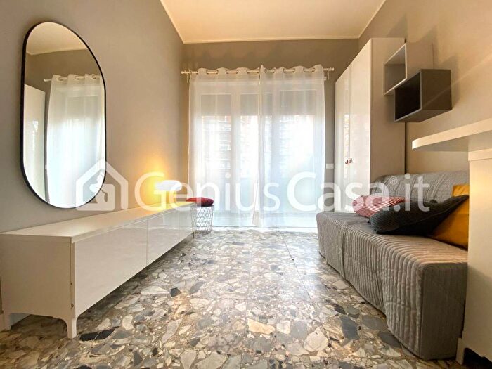 Appartamento monolocale in affitto in Via Gerolamo Forni, Comasina, Milano