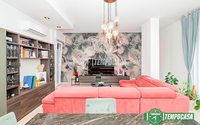 Appartamento trilocale in vendita in Viale Fratelli Cervi B, San Giuliano Milanese