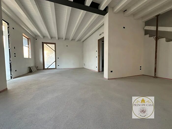 Casa con 7 locali in vendita in Via Gugliemo Marconi, Borgo Veneto